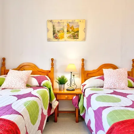 Yellow Plum Villa *