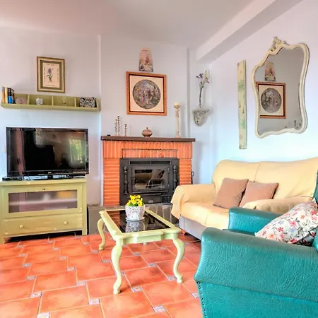 Yellow Plum Villa